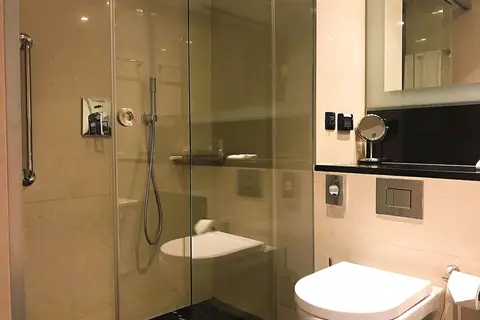 DoubleTree by Hilton Hotel Zagreb in Zagreb — foto 11