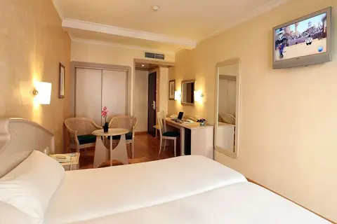 Hotel Lleo in Barcelona — foto 3