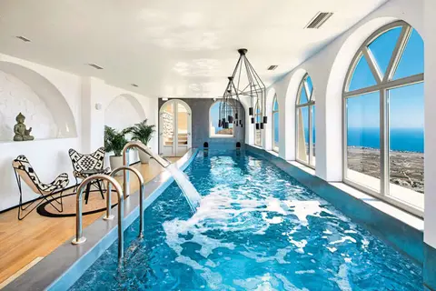Skyfall Suites in Pýrgos, foto 3