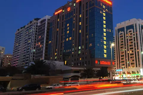 Sheraton Khalidiya Hotel in الحِصِن — foto 5