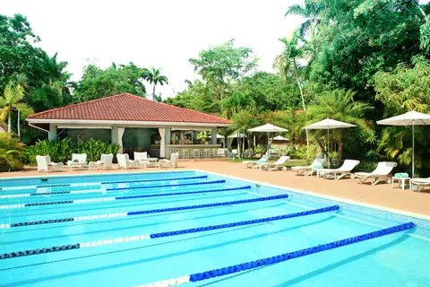 Hotel Couples Swept Away in Westmoreland — foto 14