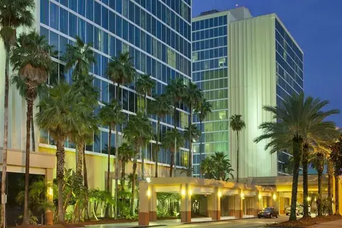 DoubleTree by Hilton at the Entrance to Unive in Orlando — foto 30