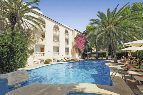Es Baulo Petit Hotel in Can Picafort