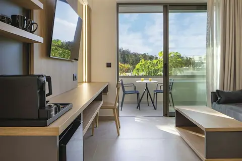 Oscar Suites & Village in Agia Marina, foto 18