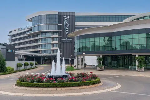Radisson Hotel & Convention Centre Johannesburg, O.R. Tambo in Kempton Park — foto 9