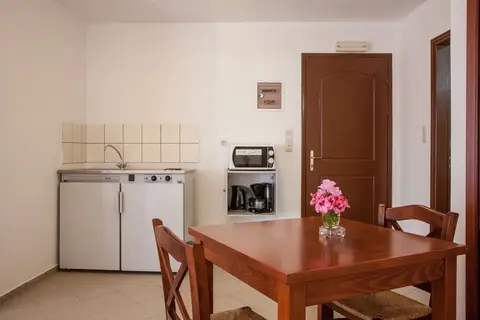 Ekavi Apartments in Agia Marina, foto 23
