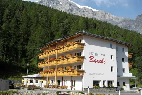 Hotel Bambi am Park in Stilfs - Stelvio