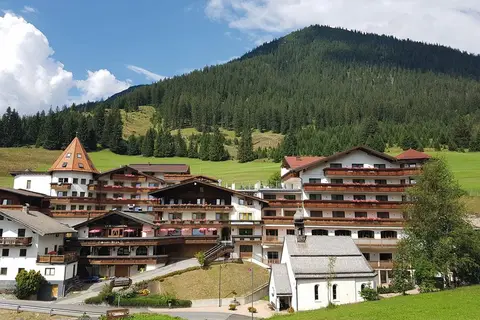 Hotel Thaneller in Berwang — foto 2