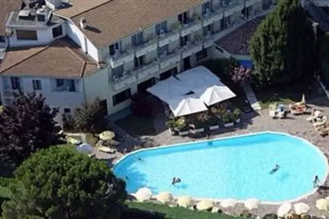 Hotel Du Parc Sirmione in Sirmione — foto 12
