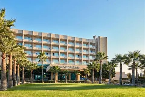 Grecian Park Hotel in Παραλίμνι — foto 16