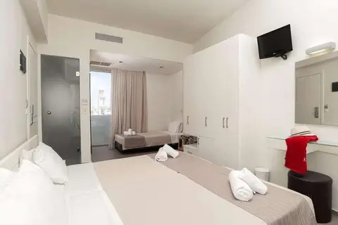 Atlantis City Hotel in Rhodes — foto 3