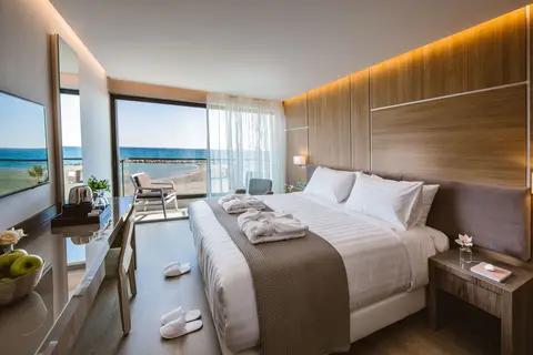 Lebay Beach Hotel in Oroklini — foto 7