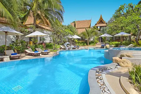 Thai House Beach Resort in บ้านละไม
