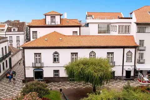 Talisman in Ponta Delgada, foto 16