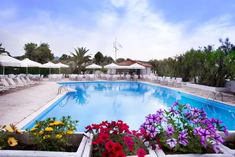 The Grove Seaside Hotel in Δημοτική Ενότητα Ασίνης — foto 2