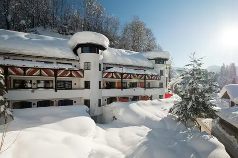 Family Hotel Schloss Rosenegg in Fieberbrunn — foto 9