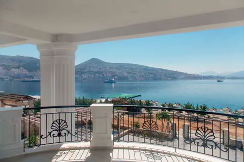 Vila Kalcuni Luxury Resort in Sarandë — foto 2