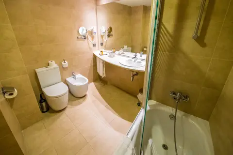 Golden Avenida Suites in Salou — foto 16