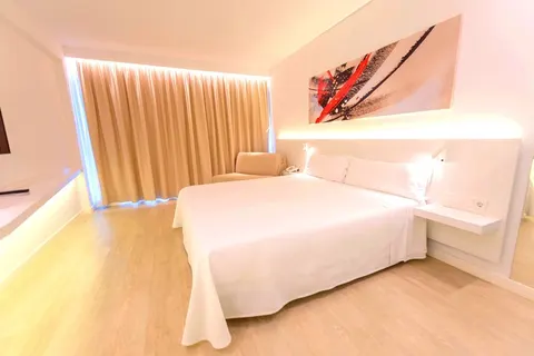Els Pins Resort & Spa in Cala de Bou — foto 5