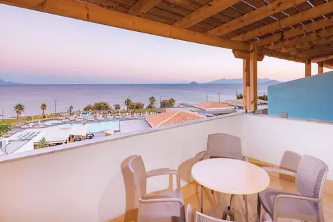 Grand Blue Beach Hotel in Grand Blue Beach Hotel, foto 25