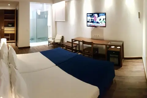 Hotel Rali Viana in Campos e Vila Meã — foto 4