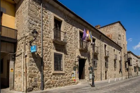 Palacio de los Velada in Ávila — foto 21