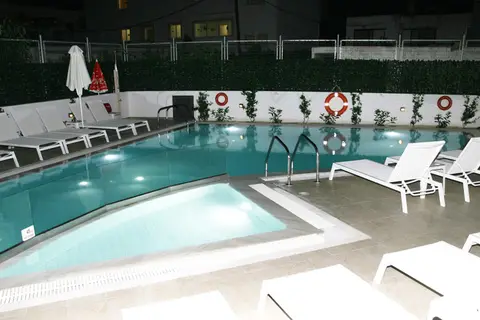 Hotel Agrelli Hotel & Suites in Καρδάμαινα — foto 20