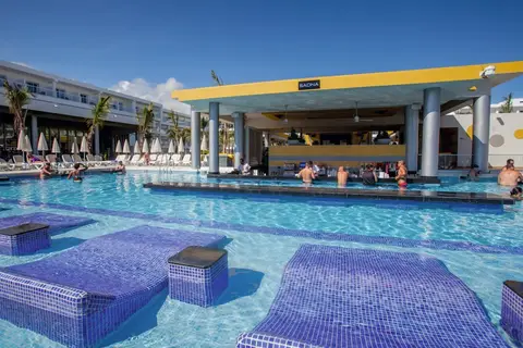 Hotel Riu Republica in Salvaleón de Higüey — foto 3