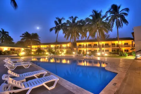 Sunset Beach Hotel in Dippa Kunda — foto 4