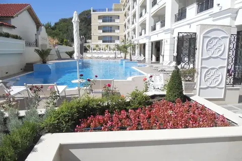 Penelope Palace Apart Hotel & Spa in Pomorie