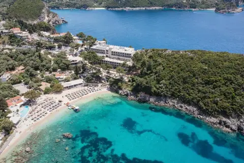 Akrotiri Beach Resort Hotel in Παλαιοκαστρίτσα — foto 9