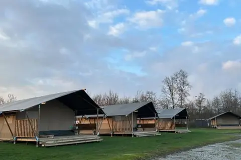 Vodatent Vakantiepark De Kleine Wielen in Leeuwarden — foto 8