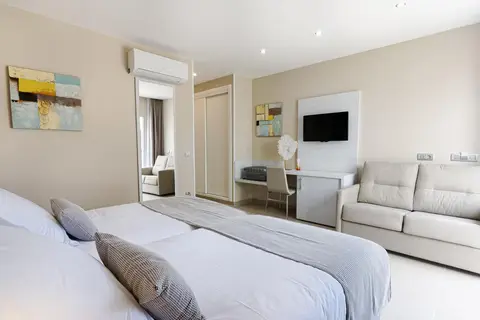Sanom Beach Resort in San Bartolomé de Tirajana — foto 12