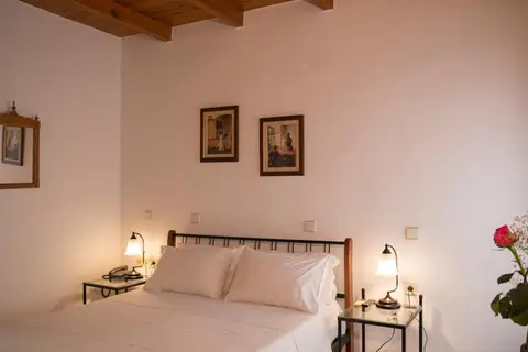 Nostos in Chania, foto 13