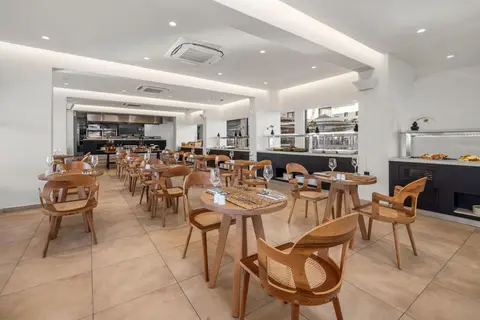Cabana White Boutique Hotel & Suites in Καρδάμαινα — foto 25