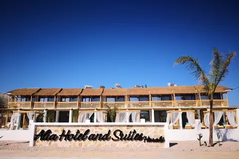 Alia Luxury Suites & Spa Beachfront Hotel in Χαράκι — foto 7
