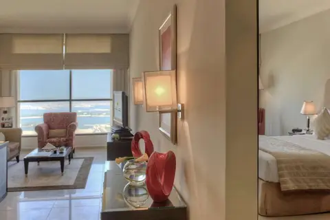 Two Seasons Hotel & Apartments in Dubai — foto 4