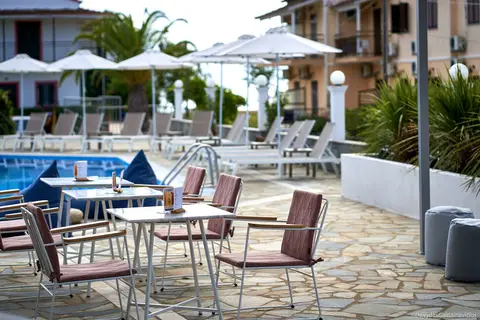 Seaside Resorts in Δημοτική Ενότητα Λευκιμμαίων — foto 11