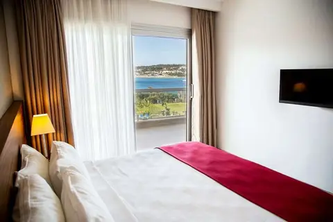 La Quinta By Wyndham Çeşme in Çeşme — foto 20