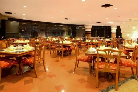 Grand Tower Inn Rama Vi in Bangkok — foto 4