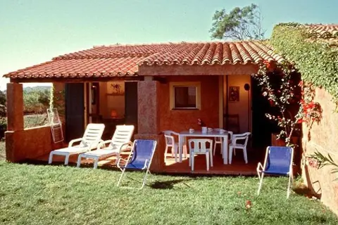 Baia Salinedda in Santu Diadòru/San Teodoro