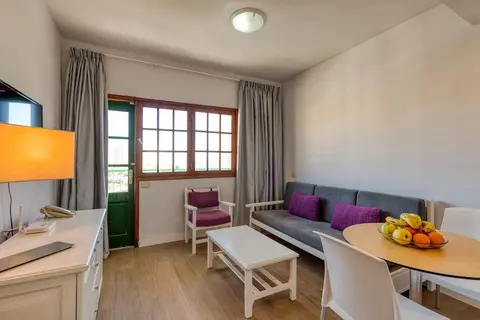 Apartamentos Don Diego in San Bartolomé de Tirajana — foto 21
