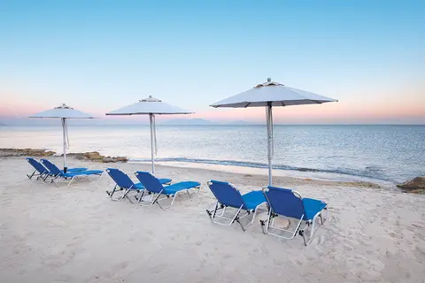 Grand Blue Beach Hotel in Καρδάμαινα — foto 16