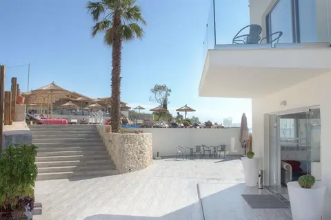 Porto Demo Hotel in Άγιος Γεώργιος — foto 4