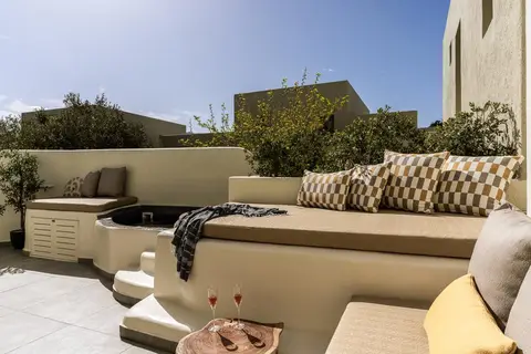 Aeon Suites in Pyrgos — foto 10