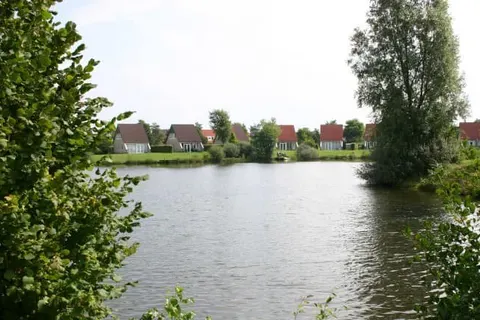 Bungalowpark Emslandermeer foto 5