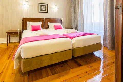 Rossio Apartments in Almada