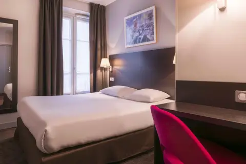 Hôtel des Ecrivains in Parijs — foto 2