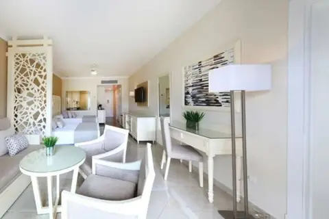 Fantasia Bahia Principe Punta Cana in Salvaleón de Higüey — foto 27