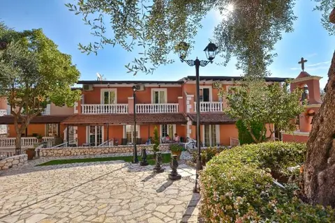 Lido Corfu Sun Hotel in Μπενίτσες — foto 9